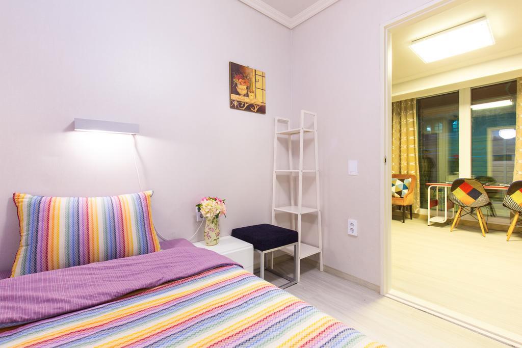 Oh Blue Guesthouse Сеул Стая снимка