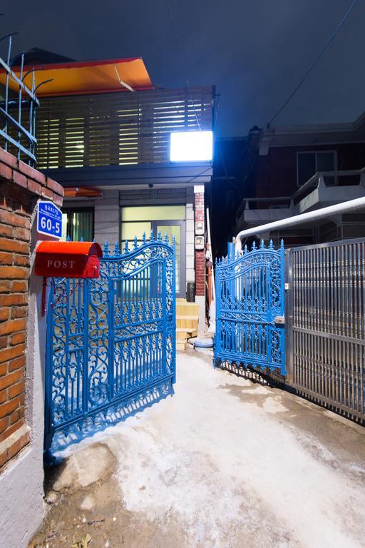 Oh Blue Guesthouse Сеул Екстериор снимка