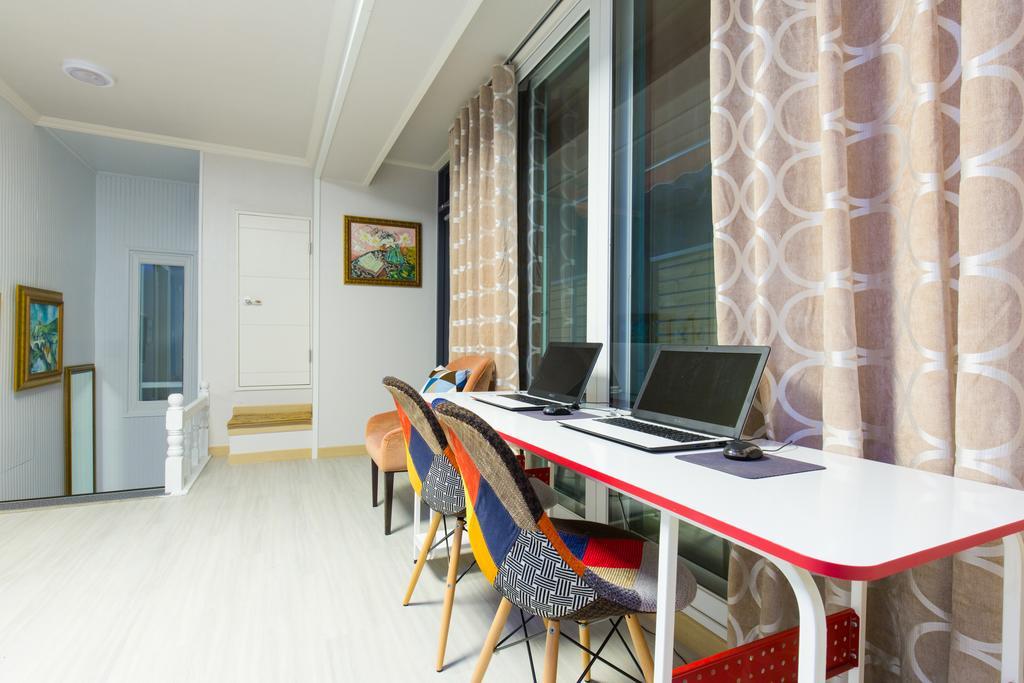 Oh Blue Guesthouse Сеул Екстериор снимка